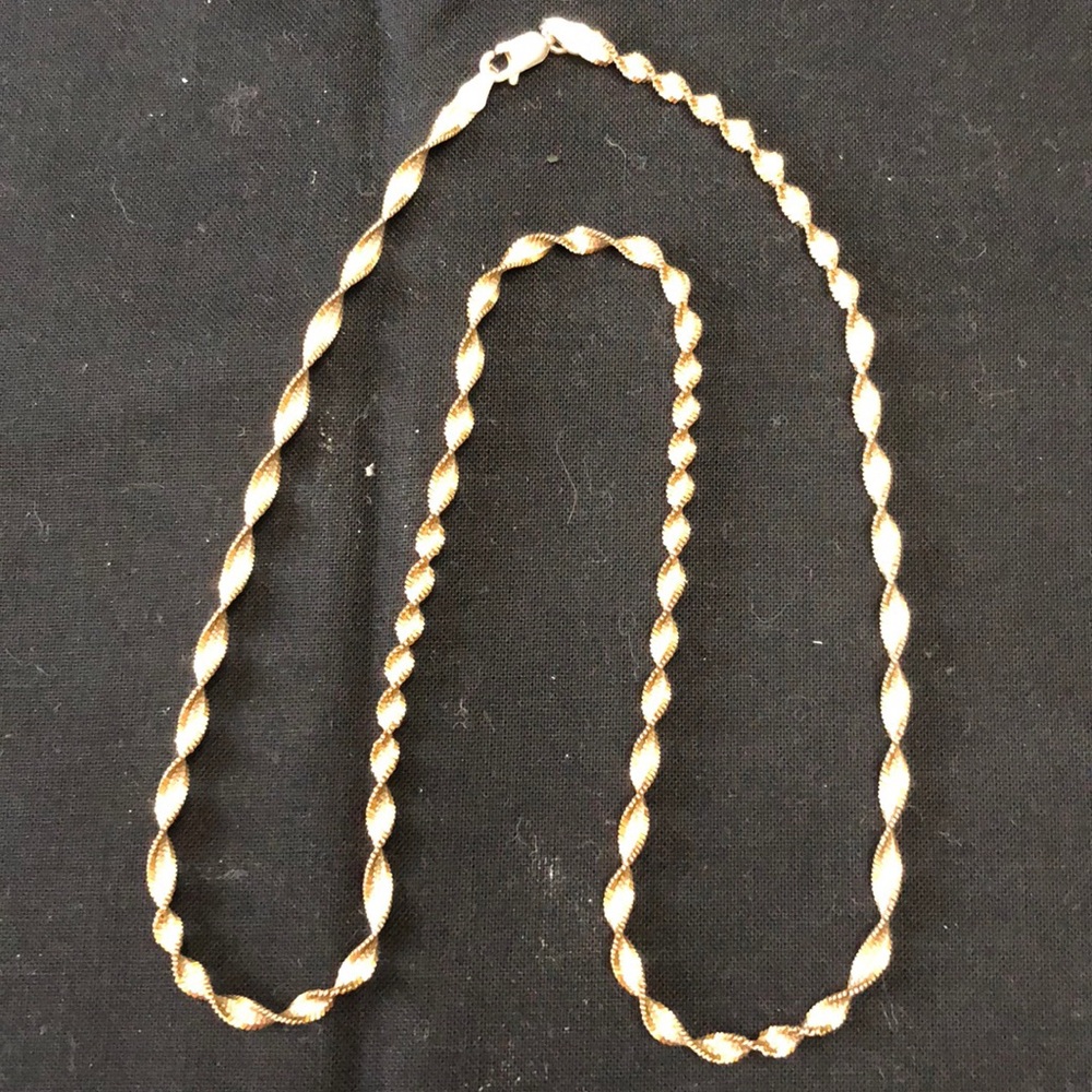 Sterling silver twist necklace